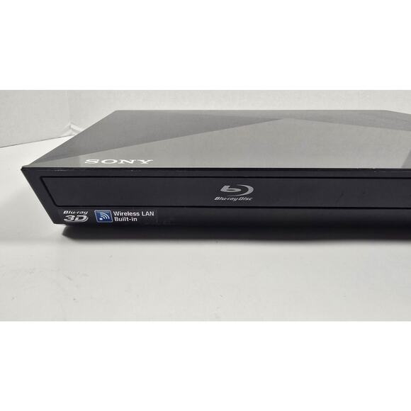 SONY BDP-S5200 Blu-ray 3D DVD Player Wi-Fi Wireless Media Streamer No Remote - Picture 2 of 4